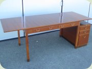 50's mahogany desk
                          with drop leaves, Swedish design by David
                          Rosén for NK Nordiska kompaniet 1953