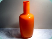 Åseda orange flaskformad vas Bo Borgström
                          B5/285