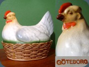 Egg bowl with lid
                          shaped like a hen, Göteborgs Porslinsfabrik
                          late 19th-early 20th century